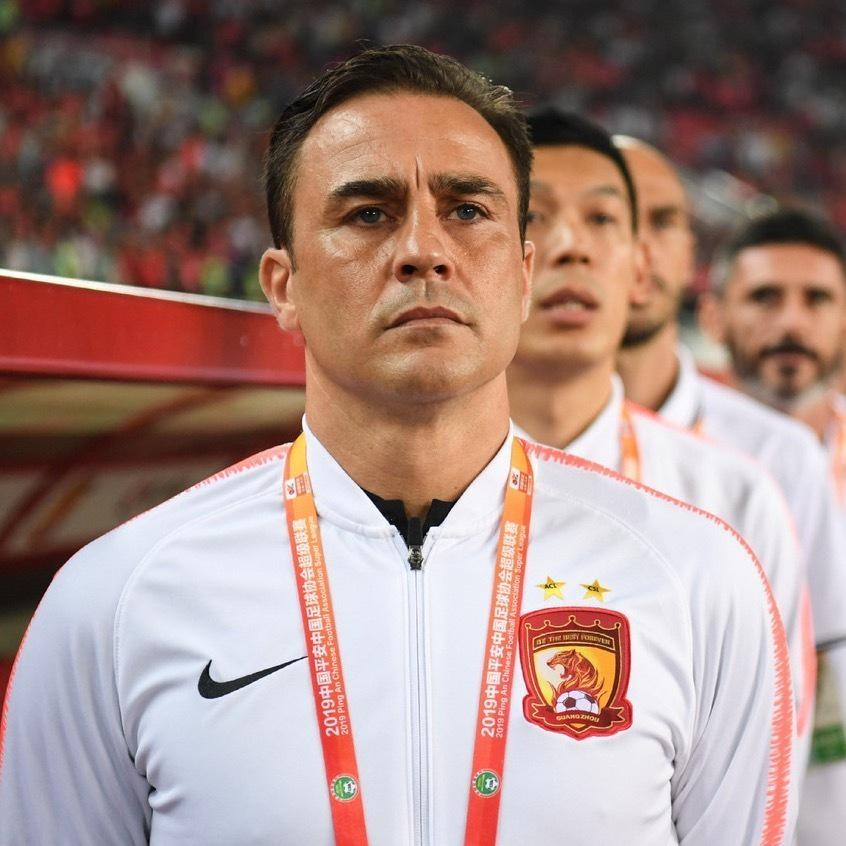 率领波兰国, 则执教波兰, 系不和而离