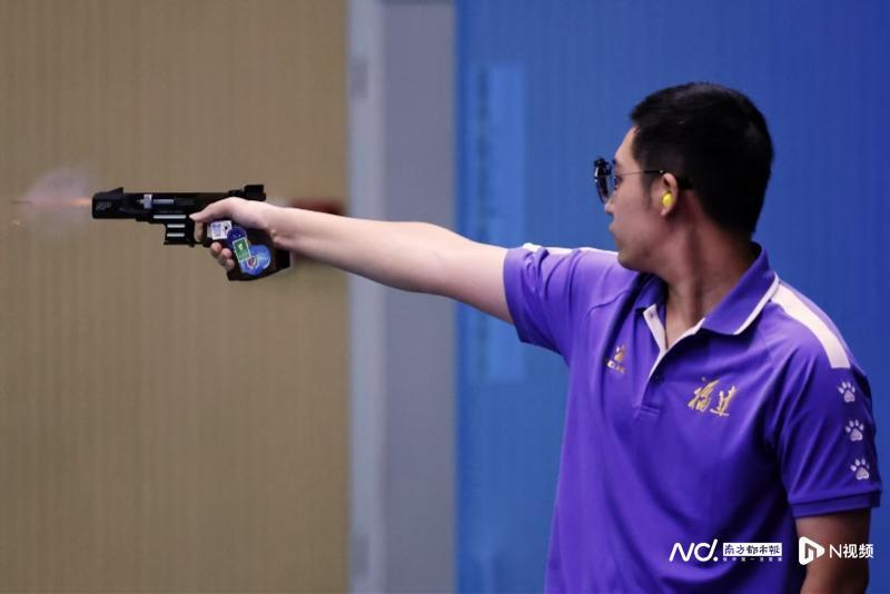 留意到场外, 江西选手王